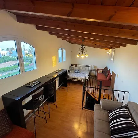 בית נופש Kiotari Stone House *