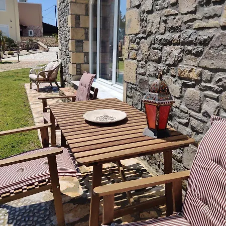 Дом отдыха Kiotari Stone House