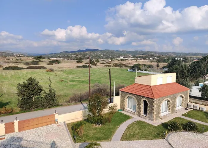 Kiotari Stone House بيت للعطل *