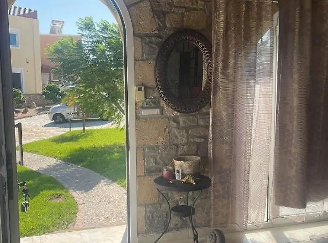 Kiotari Stone House بيت للعطل *