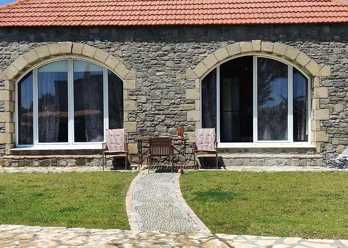 بيت للعطل Kiotari Stone House *